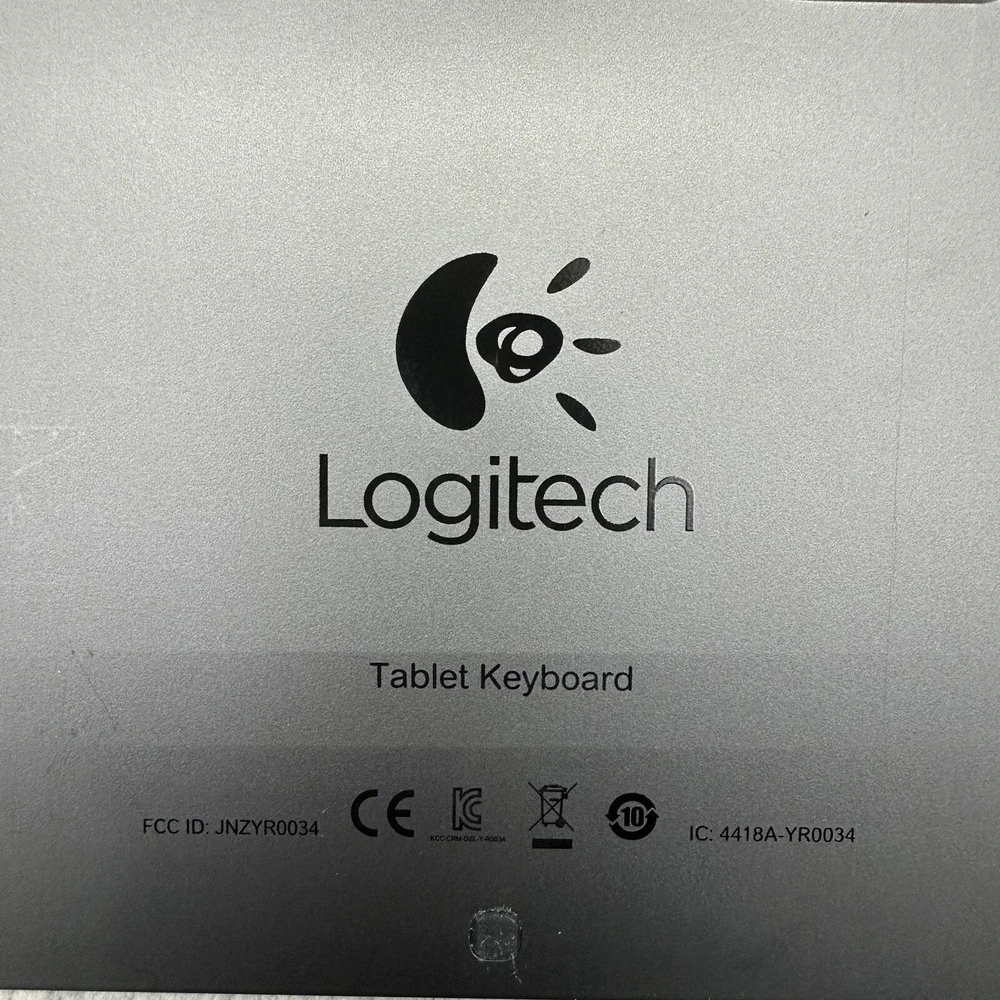 Logitech Logi Y-R0034 Bluetooth Keyboard 820-005162 w/ Slim Folio Case For iPad